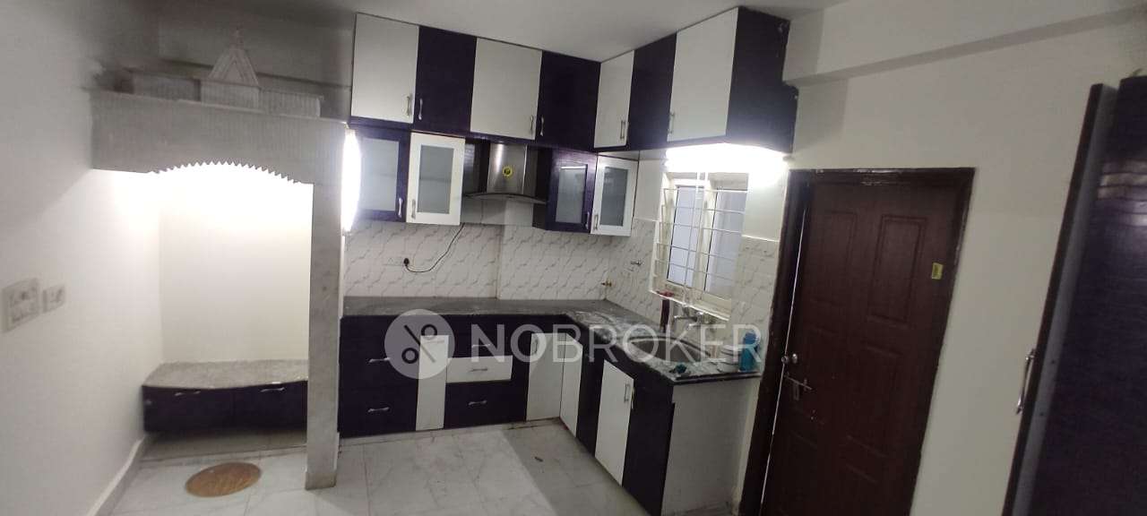 2 BHK Flat In Himasai Lakeview Towers For Sale  In Nalagandla