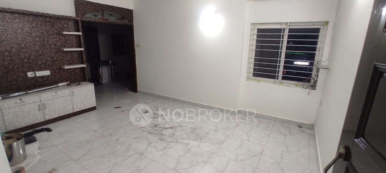 2 BHK Flat In Himasai Lakeview Towers For Sale  In Nalagandla