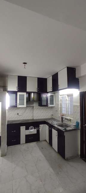 2 BHK Flat In Himasai Lakeview Towers For Sale  In Nalagandla