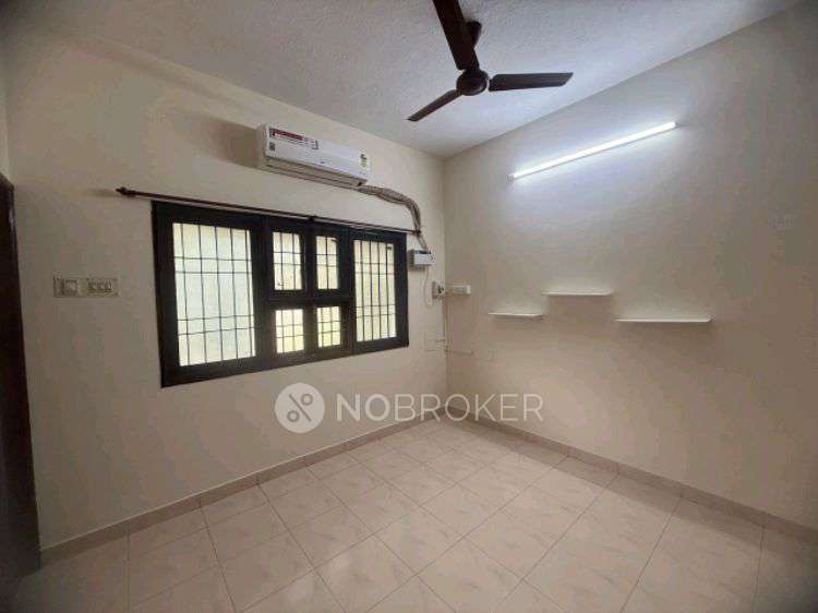 2 BHK Flat In 8thcrossstreet for Rent  In 8th Cross St W