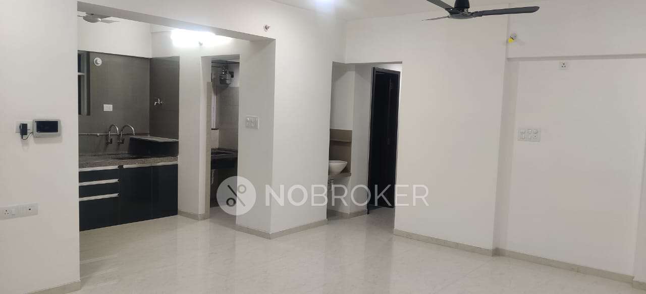 2 BHK Flat In Royal Infra Velstand, Kharadi for Rent  In Kharadi