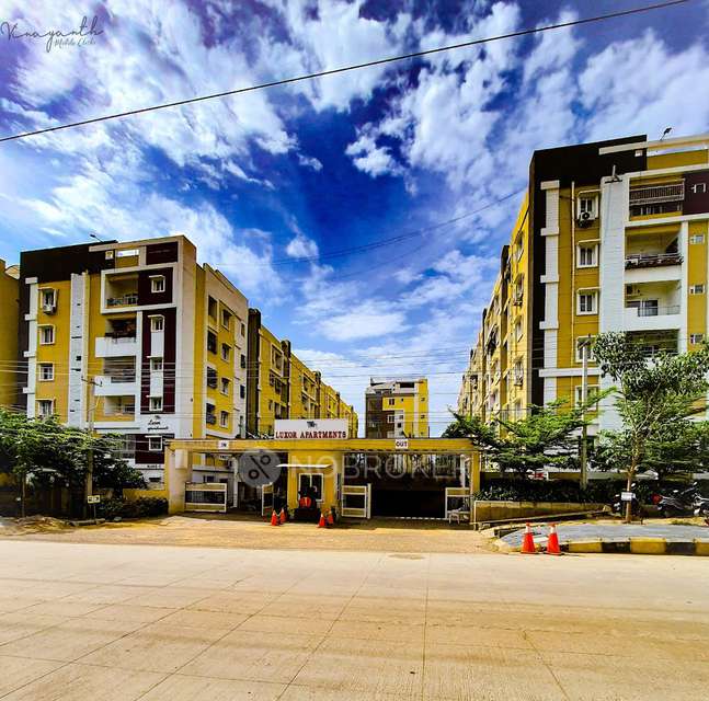 Single Room for Male In 2 BHK  In Siri Appartments  In Papi Reddy Colony