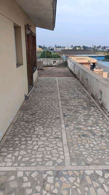 Commercial Property in Janappanchatram, Chennai for Rent 