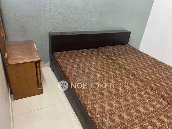 1 BHK Flat In Shakti Khand 2, Indirapuram For Sale  In Indirapuram