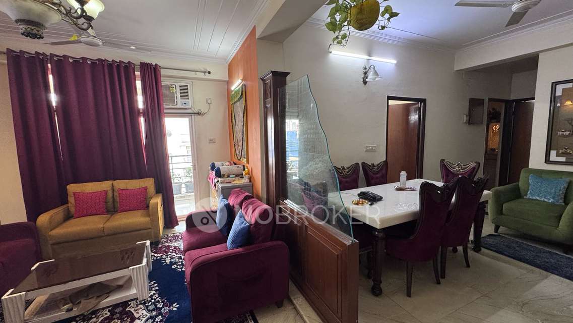 3 BHK Flat In Mahagun Mansion Indraouram For Sale  In Indirapuram