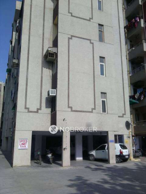 2 BHK Flat In Unique Apartments, Sector 6 Dwarka for Rent  In Sector Vi, Pushp Vihar