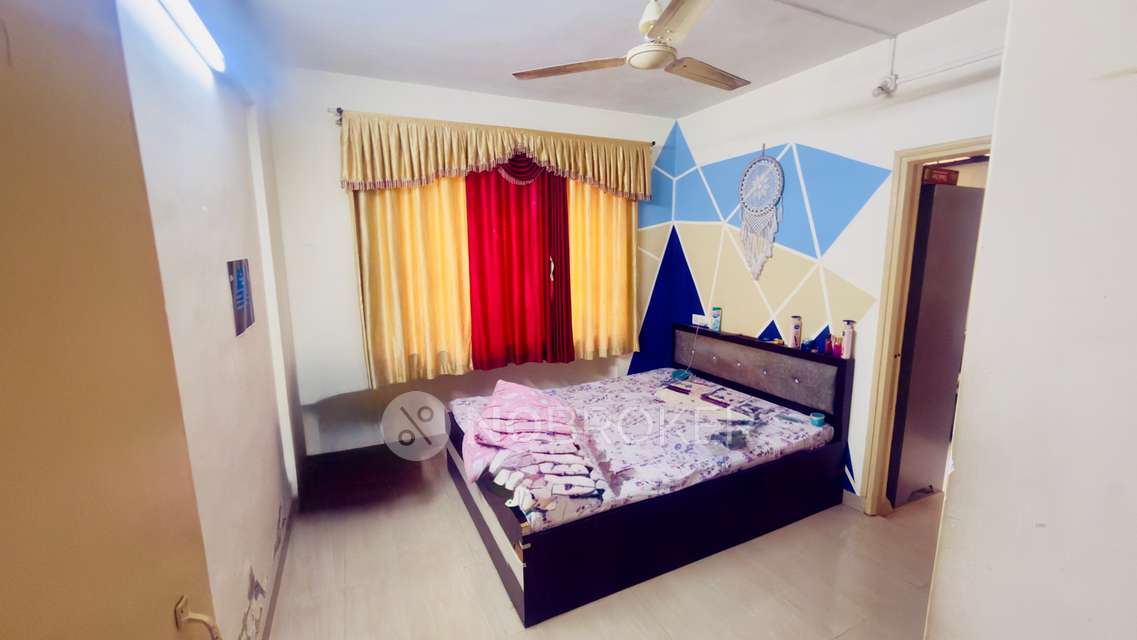 1 BHK Flat In Om Arcade Chs For Sale  In Shriram Nagar