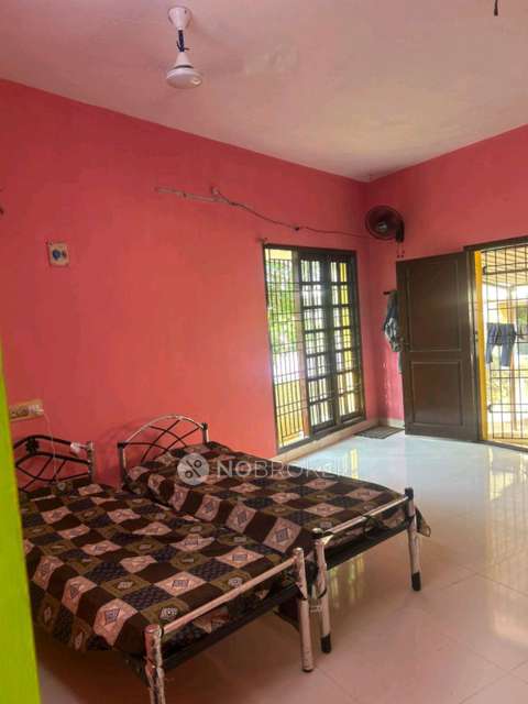 PG for Boys in Ponniyamman Kovil