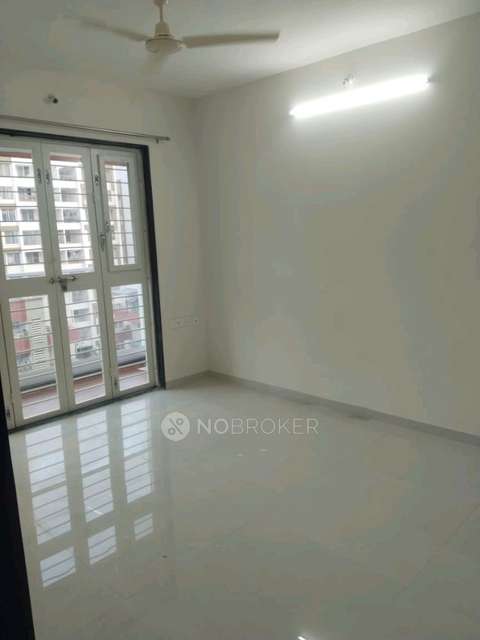 2 BHK Flat In Basil Mondale for Rent  In Mundhwa