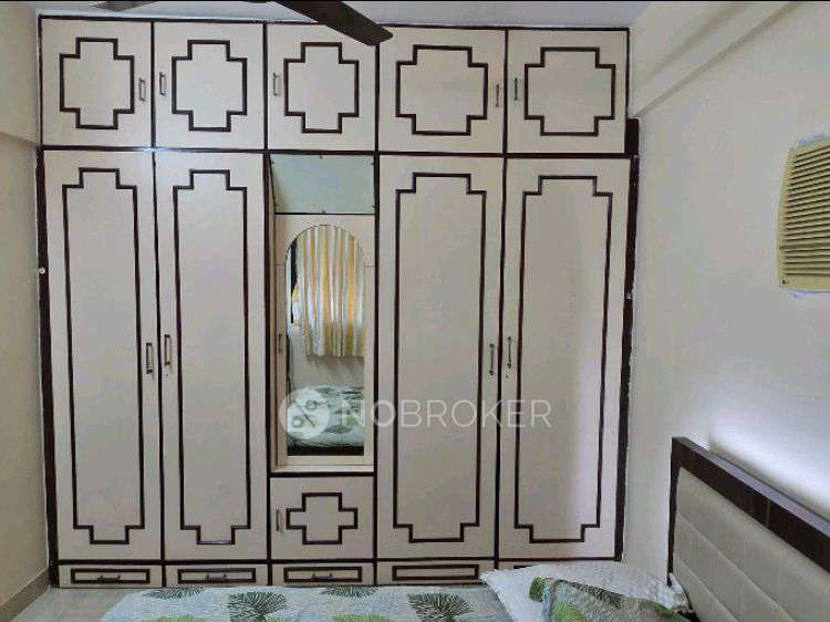 1 BHK Flat In Om Riddhi Siddhi Chs For Sale  In Dahisar East