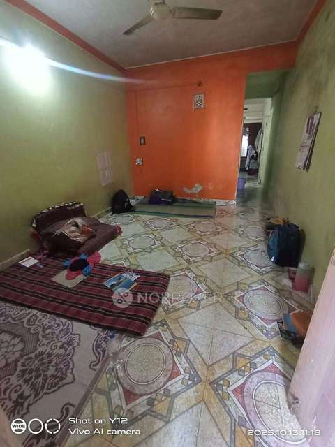 Shared Room for Female In 1 RK  In Pandurang Colony