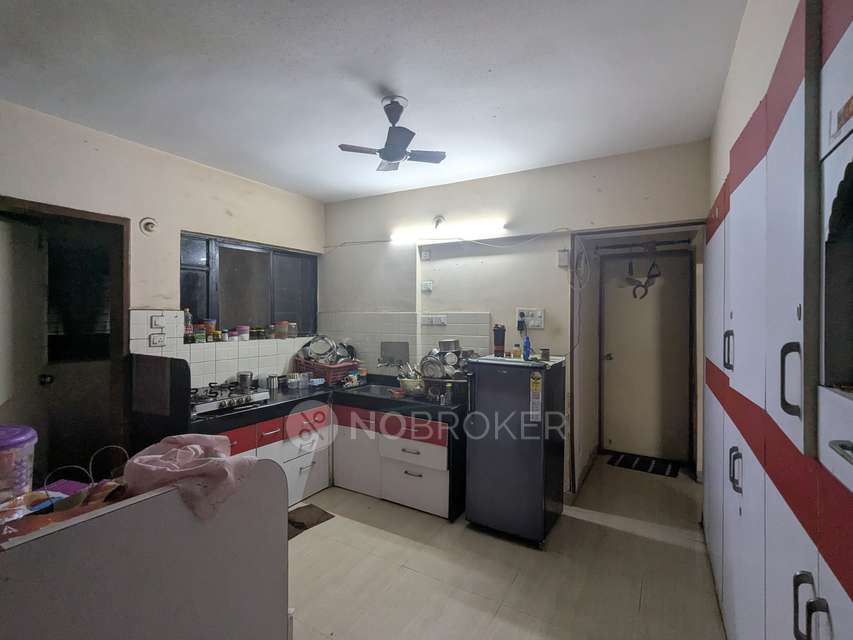 Single Room for Female In 3 BHK  In Kumar Shantiniketan Phase 1, Pashan In Pashan