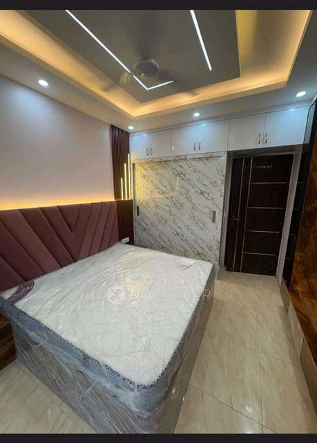 2 BHK Flat In Gaur Yamuna City  for Rent  In Yamuna Expressway