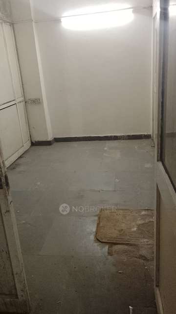 Godown/Warehouse in Naraina, Delhi for Rent 