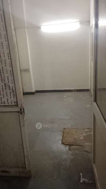 Godown/Warehouse in Naraina, Delhi for Rent 