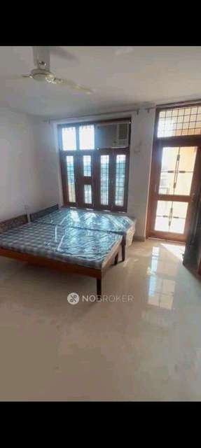 1 BHK Flat for Rent  In  Sector 40