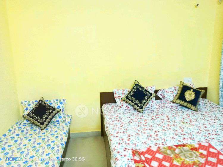 PG for Boys in Thane West