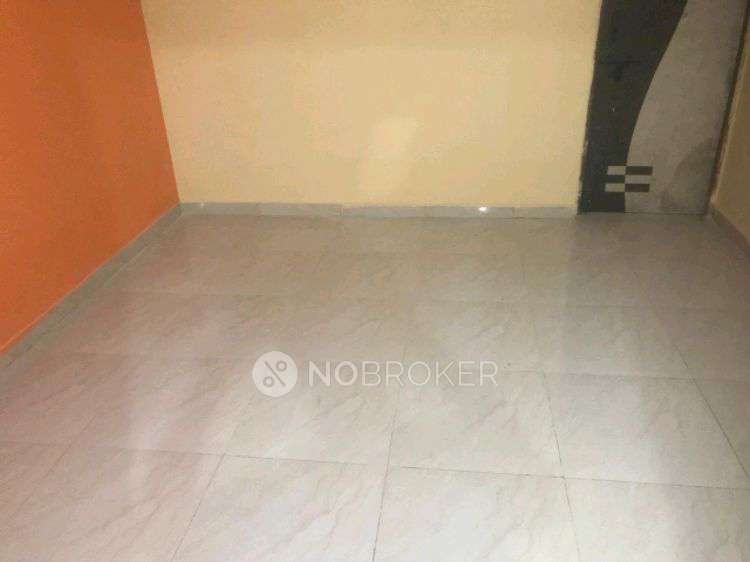 1 BHK Flat In Madhuvani Apartment for Rent  In Tale Gaon Chowk, Chakan, Maharashtra