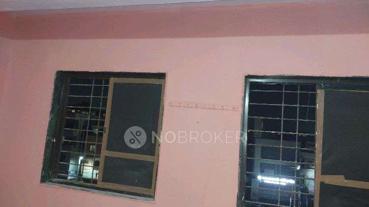 1 BHK Flat In Madhuvani Apartment for Rent  In Tale Gaon Chowk, Chakan, Maharashtra