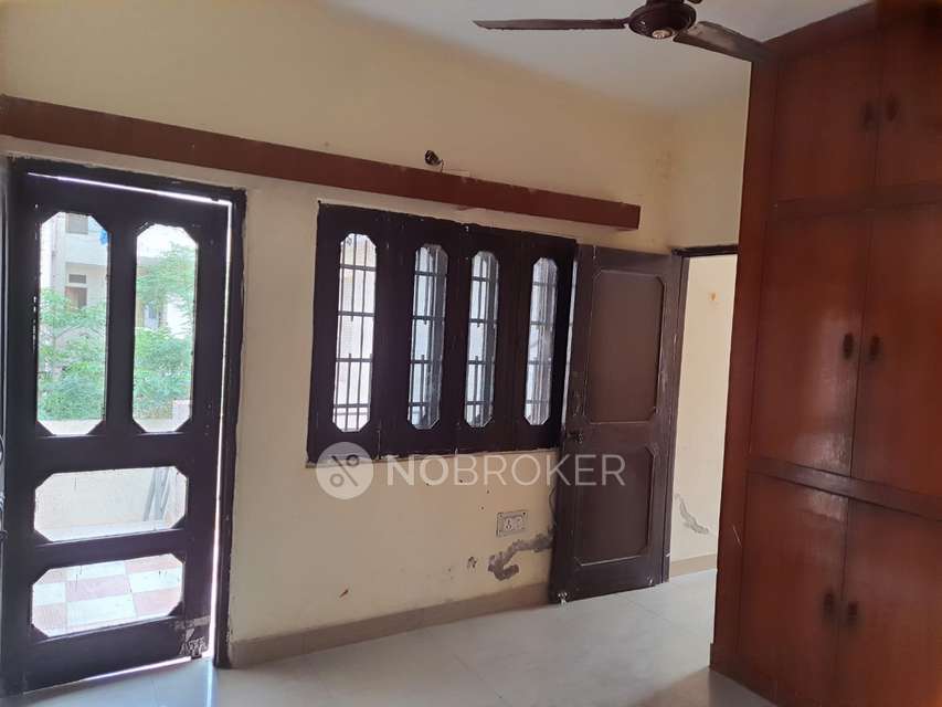 2 BHK House for Rent  In Sector 12