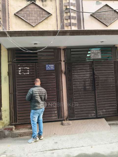 1 BHK House for Rent  In 5, Patel Nagar, Gurugram, Haryana 122001, India