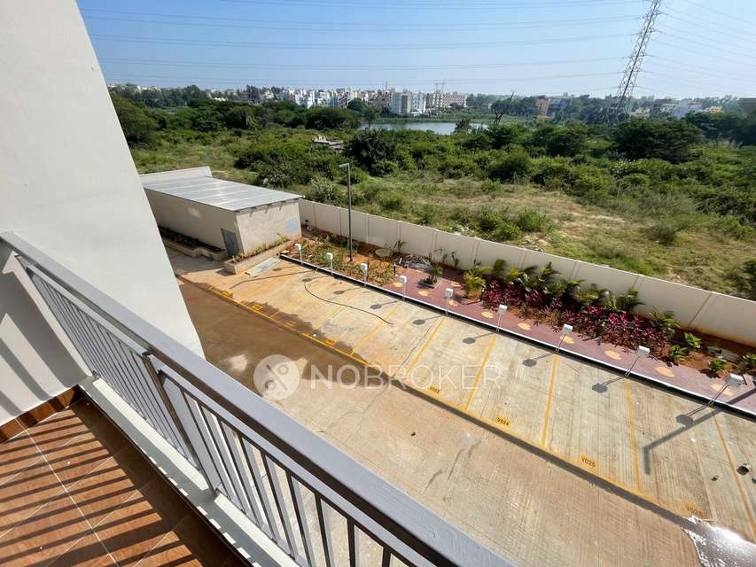 2 BHK Flat In Tvs Emerald Jardin, Singasandra For Sale  In Singasandra