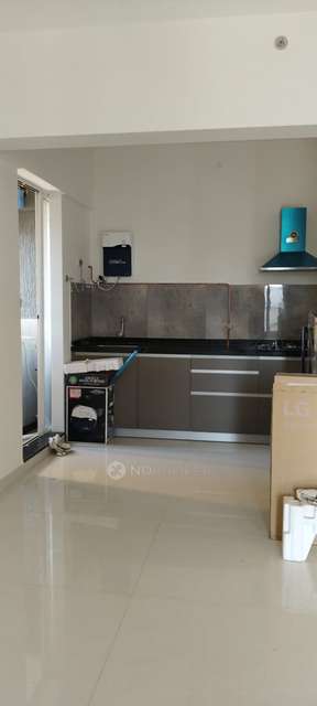 Shared Room for Female In 2 BHK  In Park Titan, Hinjewadi In Hinjewadi