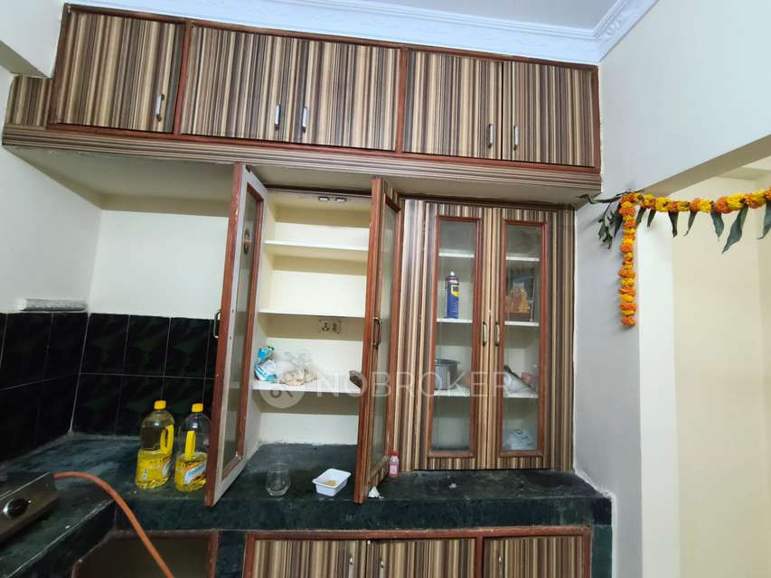 2 BHK Flat In Thirumala Sravanni Appartment Al for Rent  In Kothapet