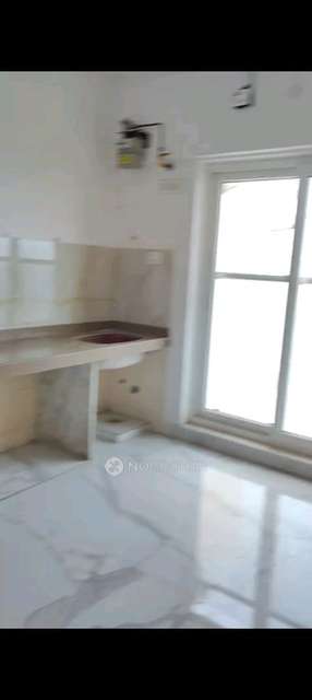 2 BHK Flat In Rna Ng Eclat for Rent  In Andheri West