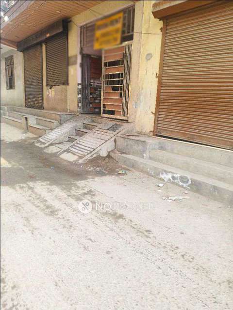 1 RK House for Rent  In Sector 10b