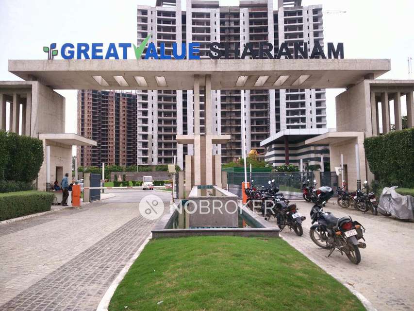 Single Room for Female In 3 BHK  In Great Value Sharanam In Sector 107