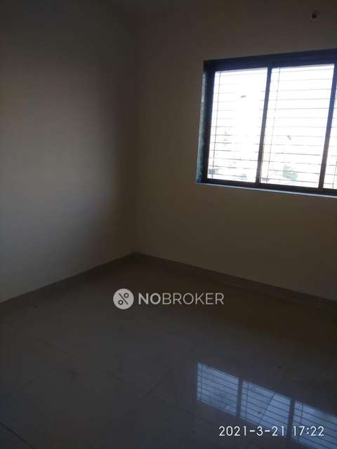 2 BHK Flat In Mhada Building For Sale  In Kandivali West