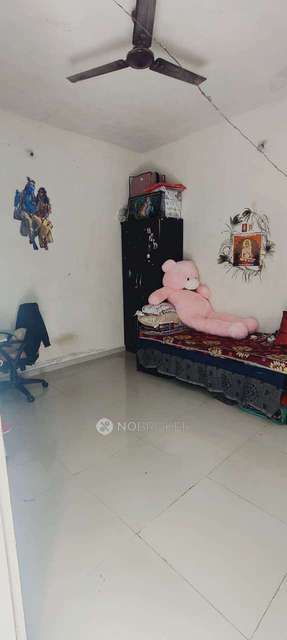 Shared Room for Female In 1 RK  In Kothrud,