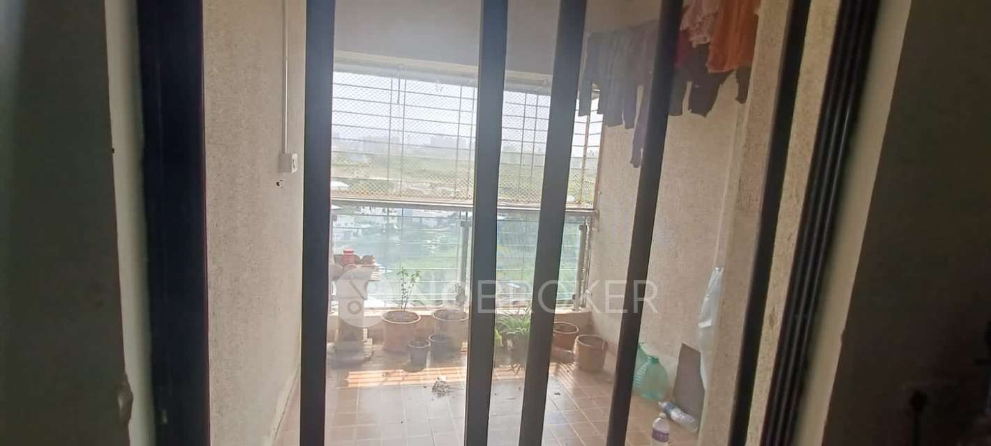 2 BHK Flat In Florista County , Hadapsar for Rent  In Hadapsar