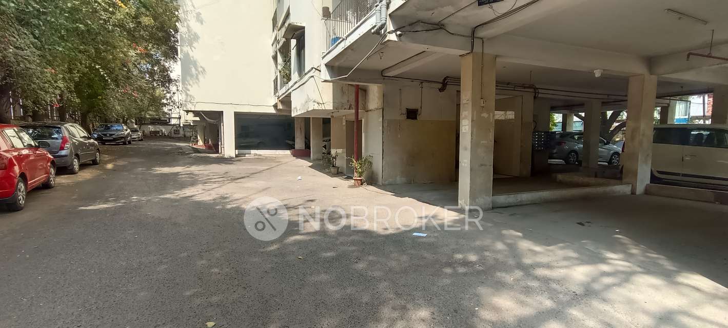 3 BHK Flat In Mayfair Apartment for Rent  In Banjara Hills