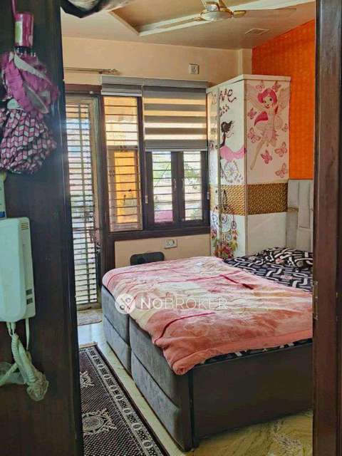 2 BHK Flat In Sb For Sale  In , Sector-24,