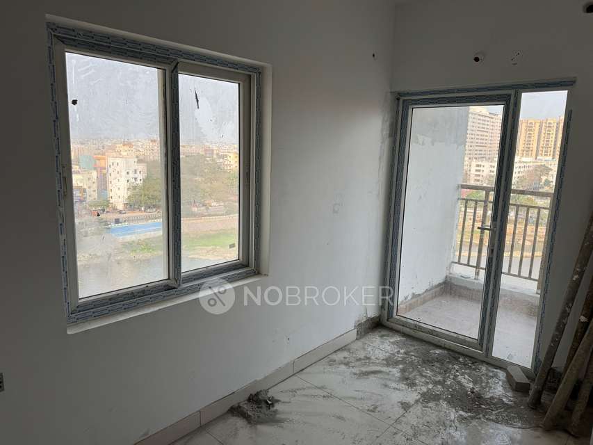 2 BHK Flat In Vasavi Lake City For Sale  In Hafeezpet