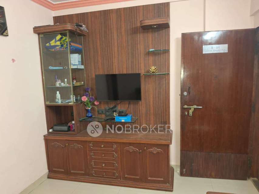 2 BHK Flat In Link View Chs for Rent  In Borivali West
