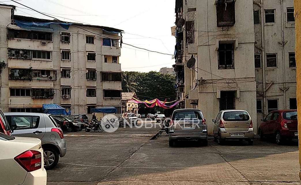 2 BHK Flat In Mahalaxmi Society for Rent  In Andheri