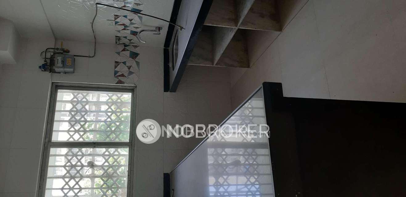 2 BHK Flat In New Sarvodaya C.h.s. For Sale  In Vashi