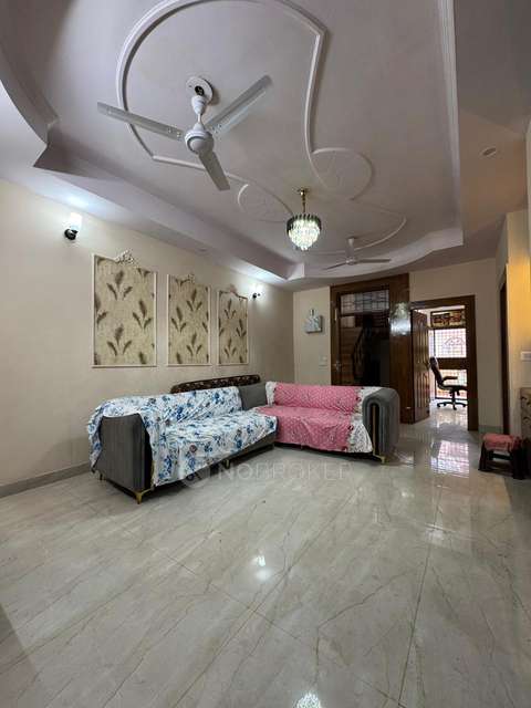 3 BHK Flat In Niti Khand 1, Indirapuram for Rent  In 480, Niti Khand Park Rd