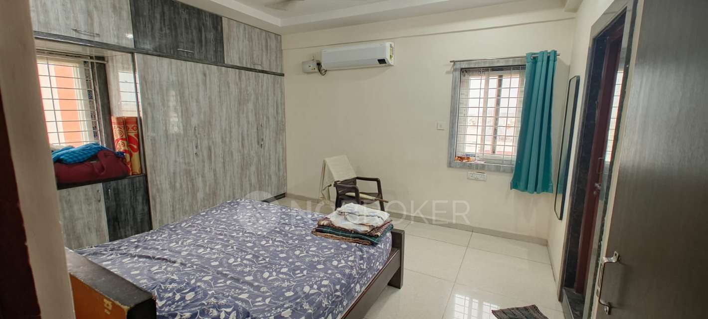 3 BHK Flat In Sai Shraddha Residency, Pragathi Nagar for Rent  In Sai Shraddha Residency