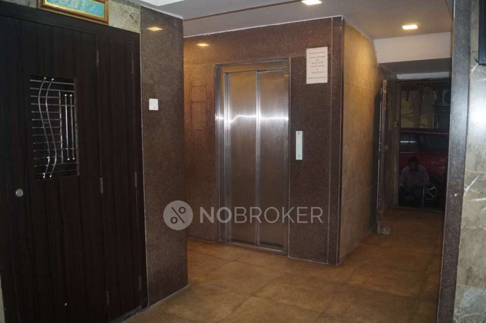 4 BHK Flat In Makhdoom Sea Palace For Sale  In Mahim