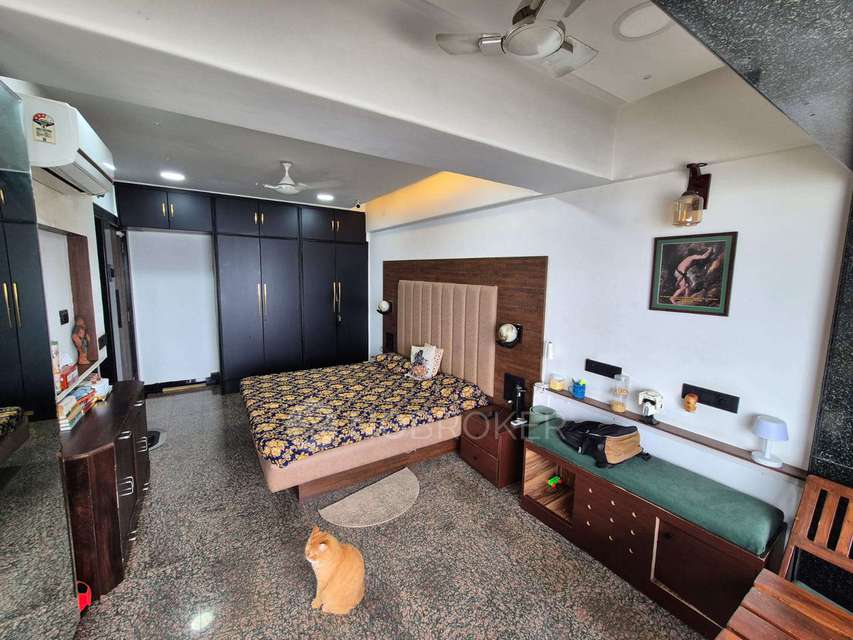 4 BHK Flat In Makhdoom Sea Palace For Sale  In Mahim