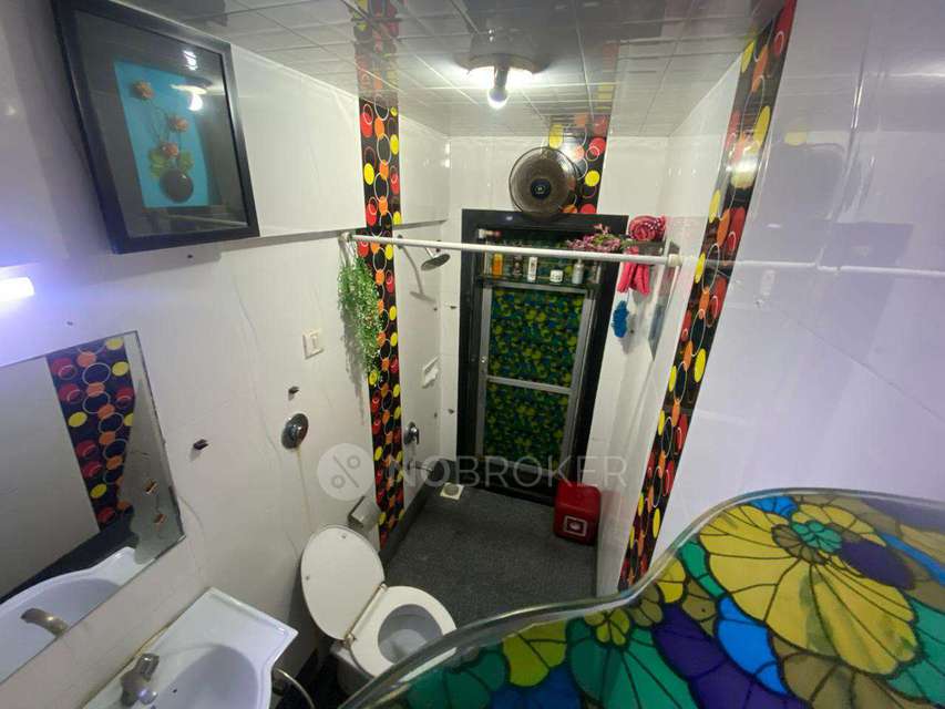 4 BHK Flat In Makhdoom Sea Palace For Sale  In Mahim