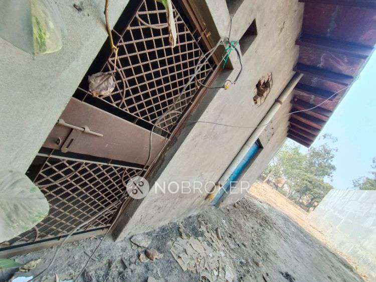 Shop in Block 595-660, 1a, Sector 16, Gaur City 2, Noida, Chipyana Khurd Urf Tigri, Uttar Pradesh 201009, India, Greater_noida for sale 