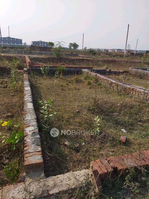 Plot For Sale  In Grand Town In Grand Town