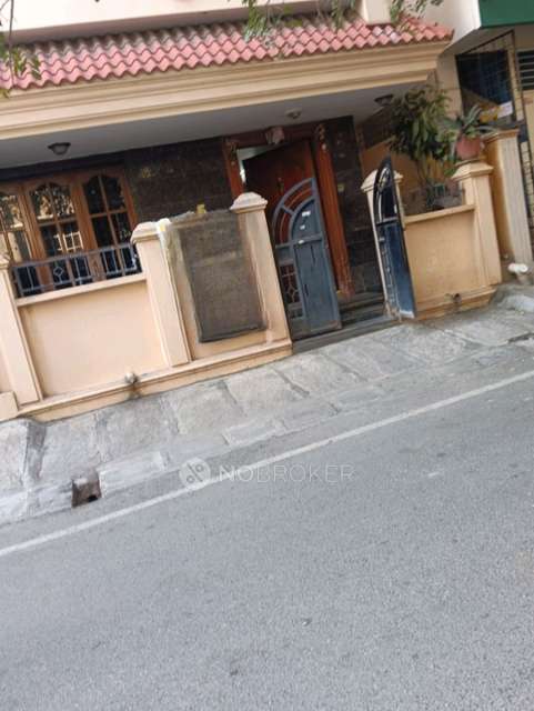 PG for Girls in Btm Layout