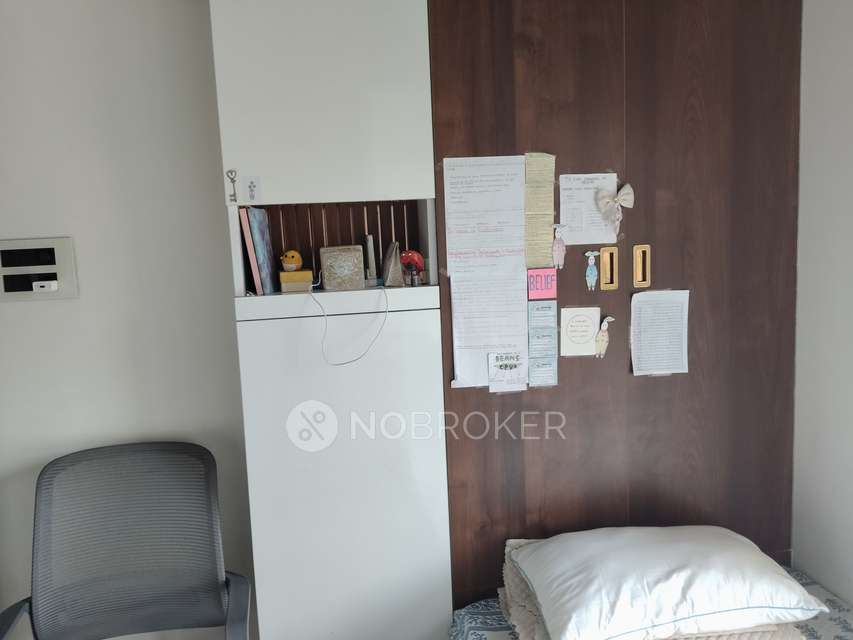 3 BHK Flat In Mondana Roza Chs For Sale  In Mulund West