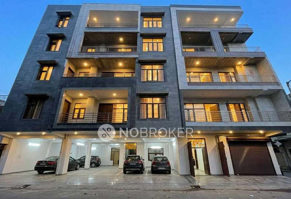 2 BHK Flat In Raj Gharana For Sale  In  Burari